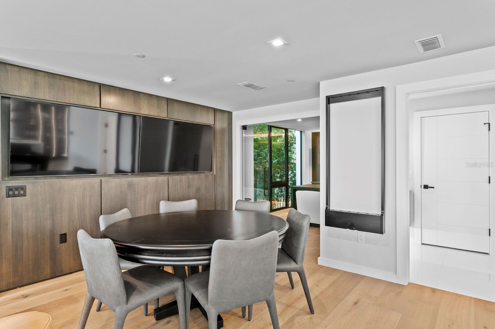 INDIAN ROCKS BEACH - Residential