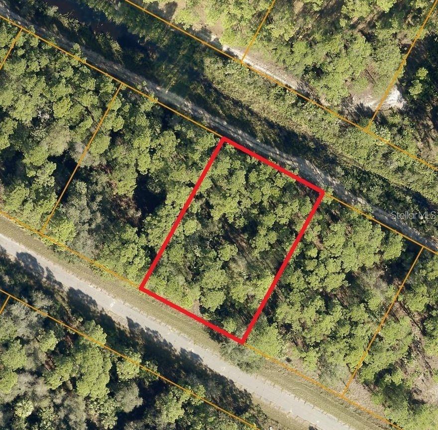 15,000 sq./ft. over-sized lot Zoon:-RTF - RESIDENTIAL, TWO FAMILY DISTRICT Welcome to the charming city of North Port, Florida! This fantastic vacant lot presents a wonderful opportunity to invest in your future. . North Port is an area that has seen major growth in the past few years and is convenient for those looking to commute to Sarasota or Fort Myers. The City of North Port offers so many community highlights including a new Water Park, Atlanta Braves Spring Training Stadium, shopping, dining, plenty of public parks, and less than a 30 minute drive to pristine Gulf Coast Beaches! Don't miss this one;