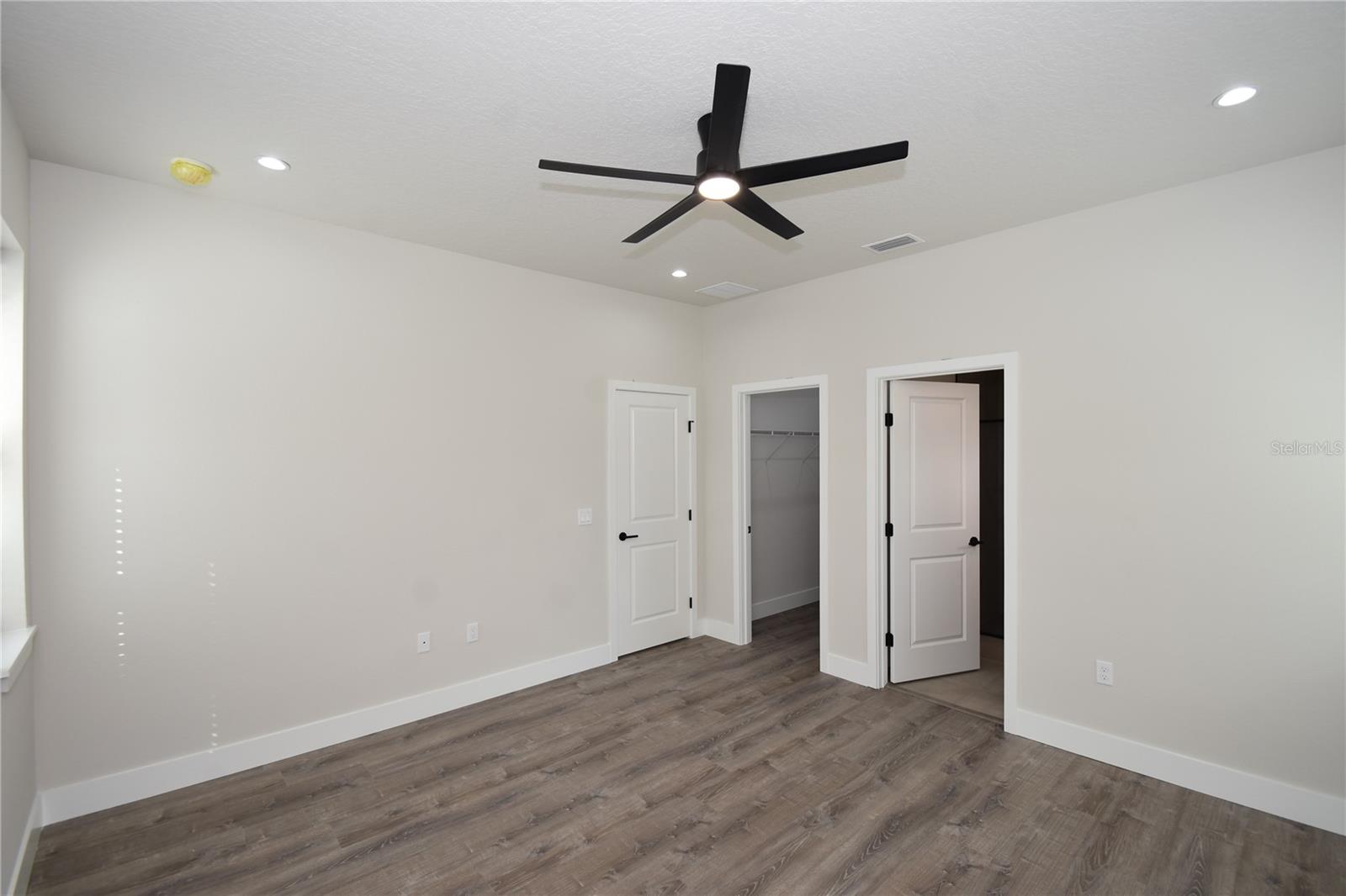 SEMINOLE WOODS - Residential Lease