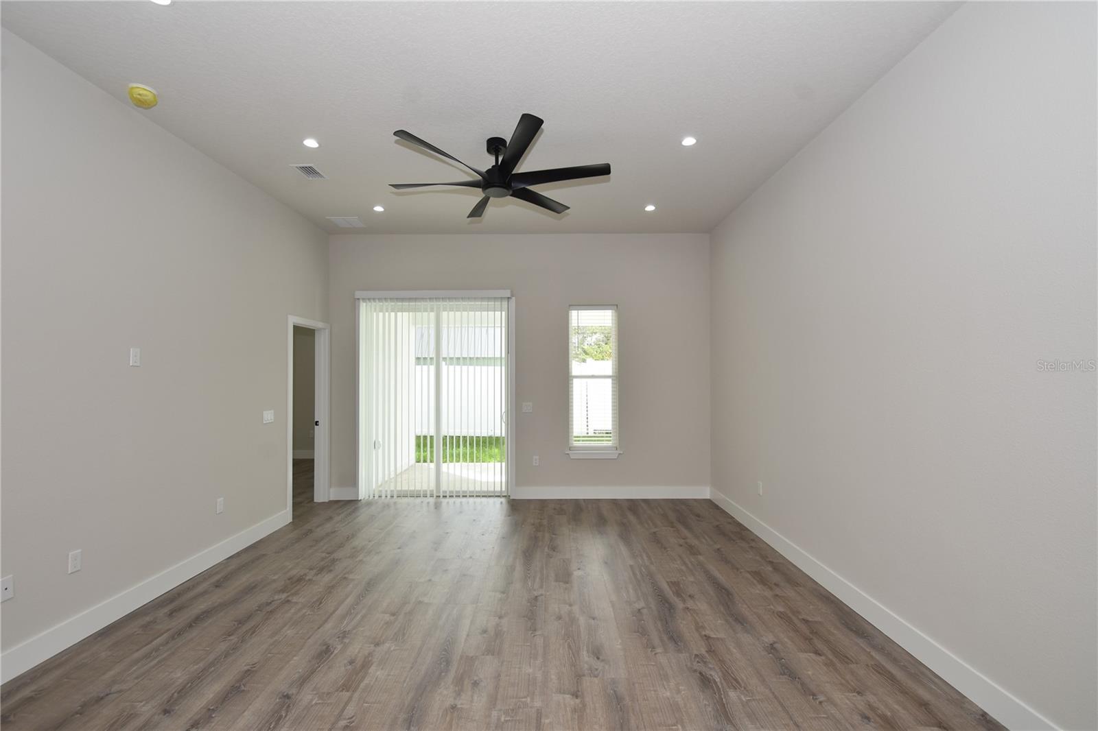 SEMINOLE WOODS - Residential Lease