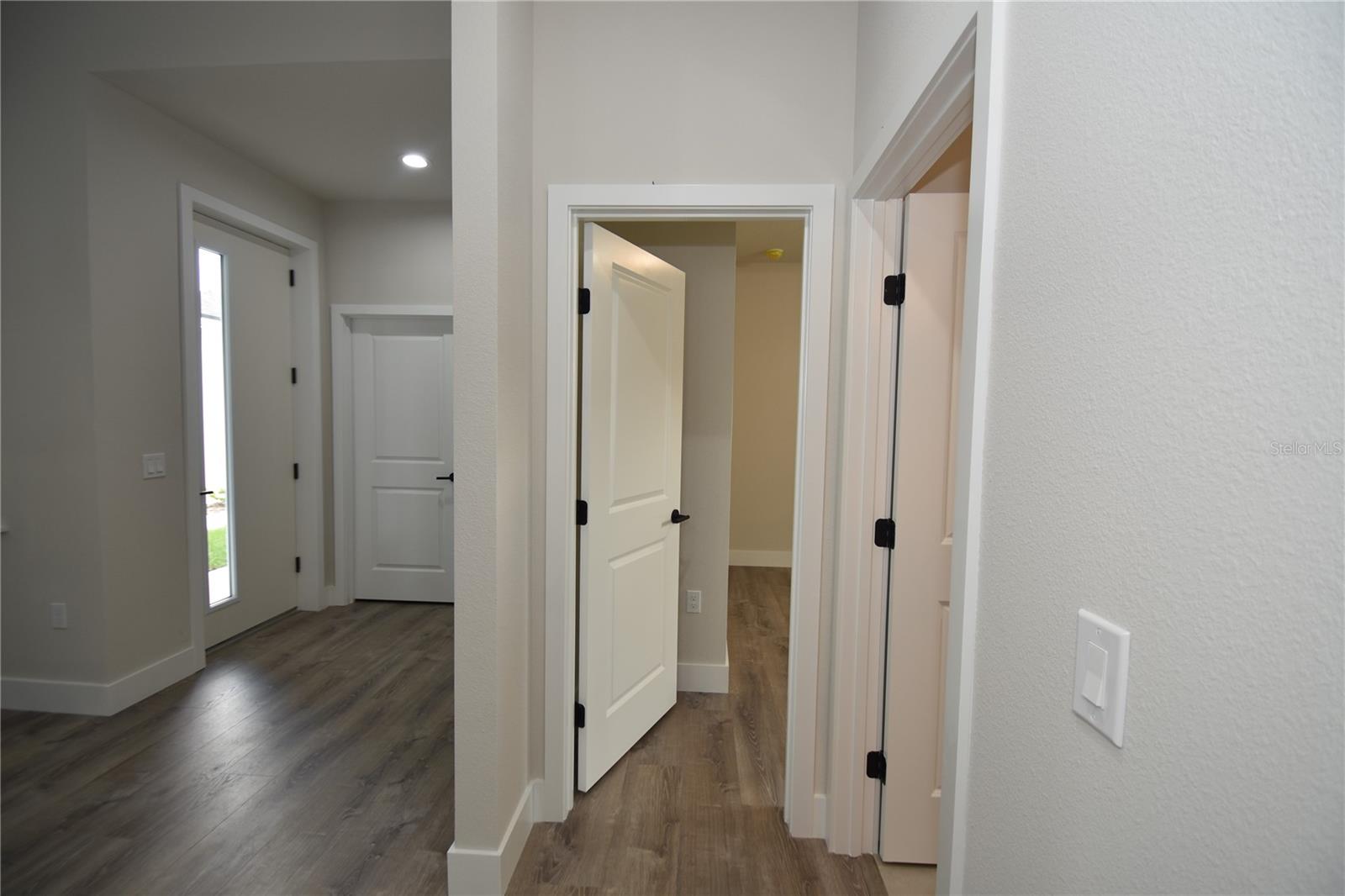 SEMINOLE WOODS - Residential Lease