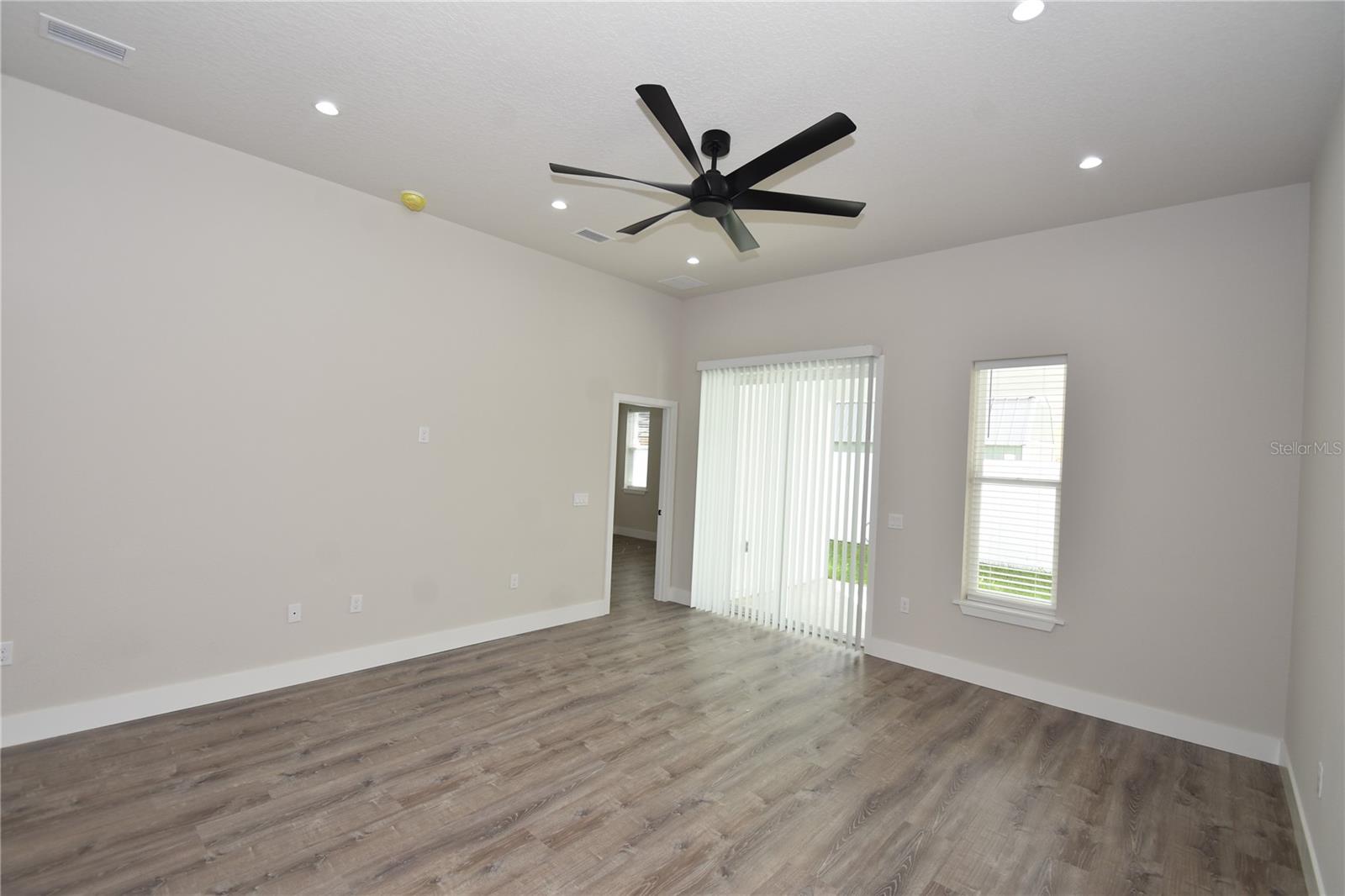 SEMINOLE WOODS - Residential Lease