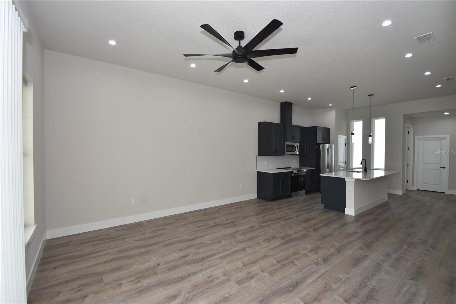 SEMINOLE WOODS - Residential Lease