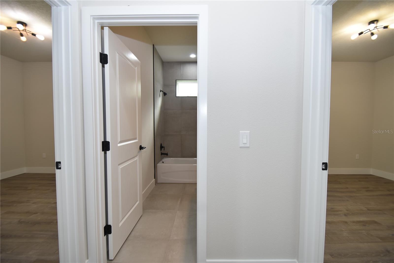 SEMINOLE WOODS - Residential Lease