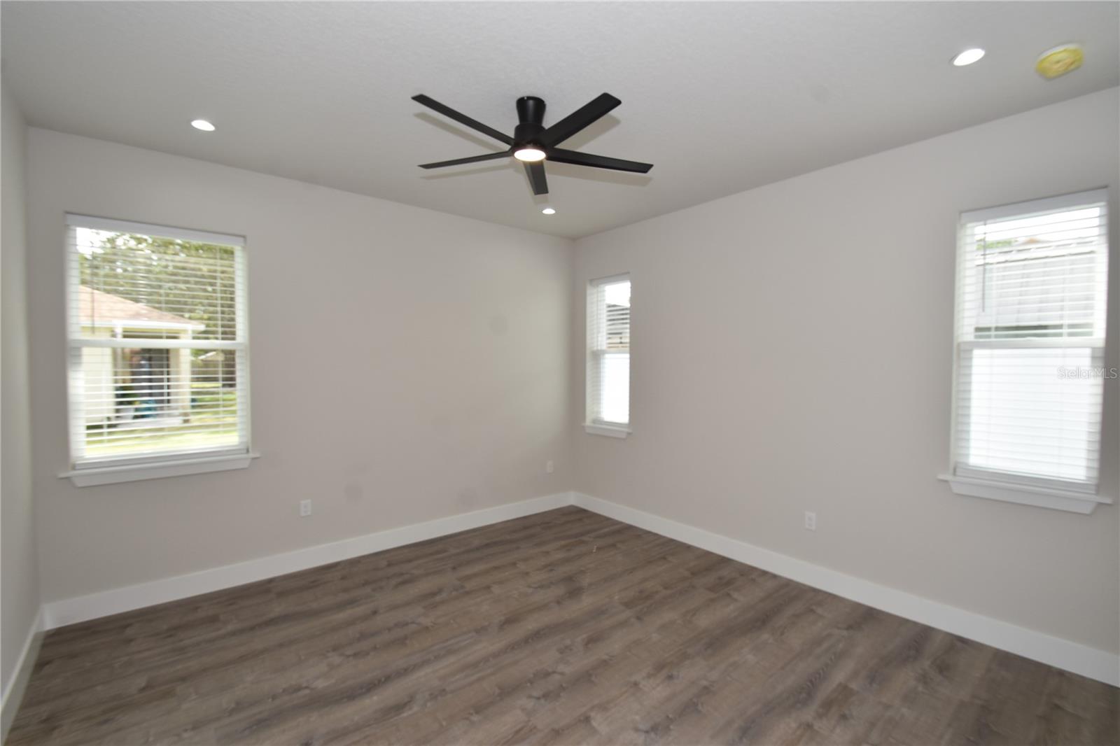 SEMINOLE WOODS - Residential Lease