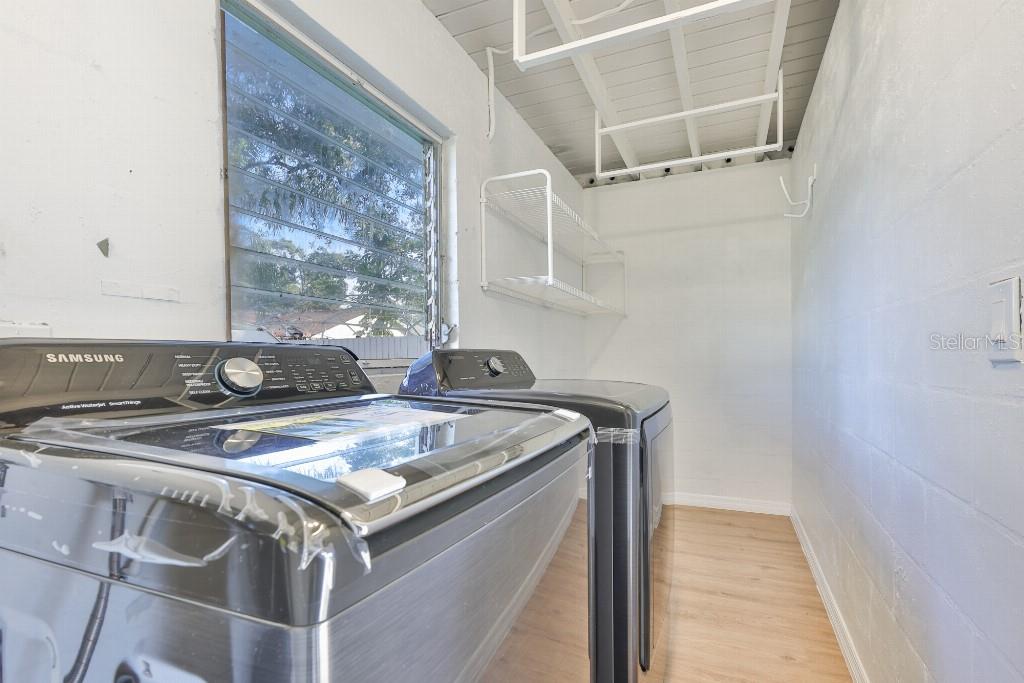 TWIN LAKES ESTATES ADD - Residential