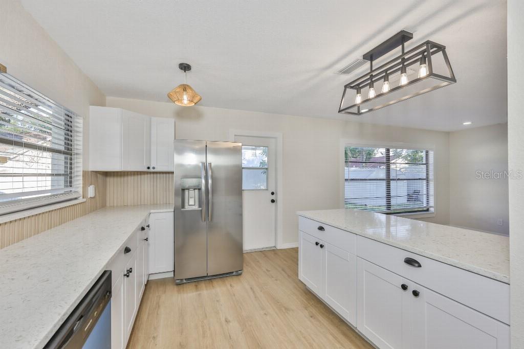 TWIN LAKES ESTATES ADD - Residential