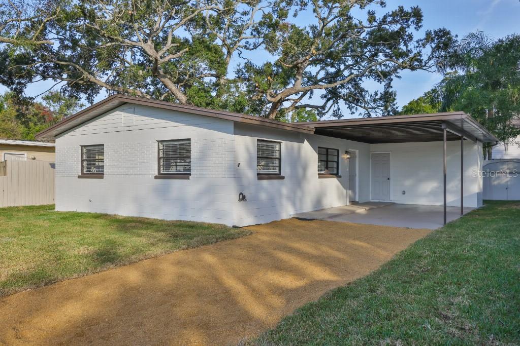 TWIN LAKES ESTATES ADD - Residential