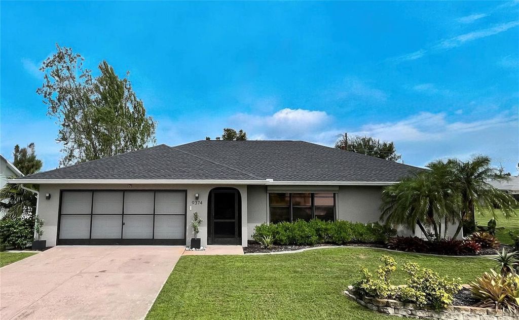 Photo of 9374 Fruitland Avenue, Englewood, FL 34224 (MLS # A4660835)