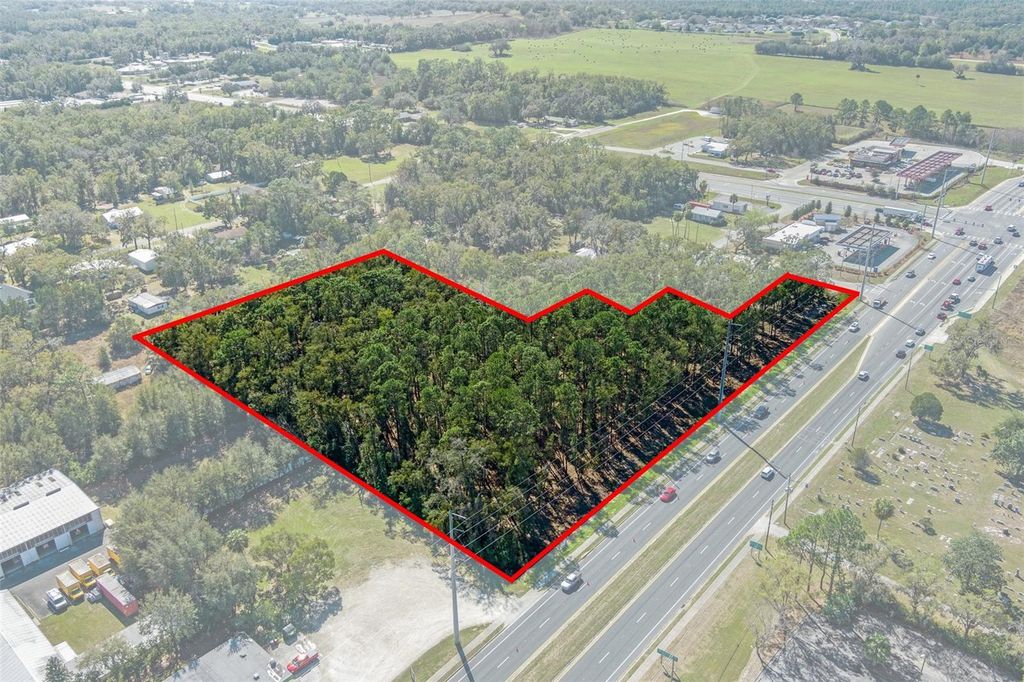 Photo of 3132 W Gulf To Lake Highway, Lecanto, FL 34461 (MLS # OM695355)
