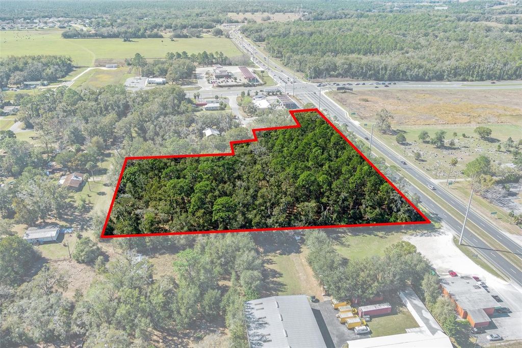 Photo of 3132 W Gulf To Lake Highway, Lecanto, FL 34461 (MLS # OM695355)