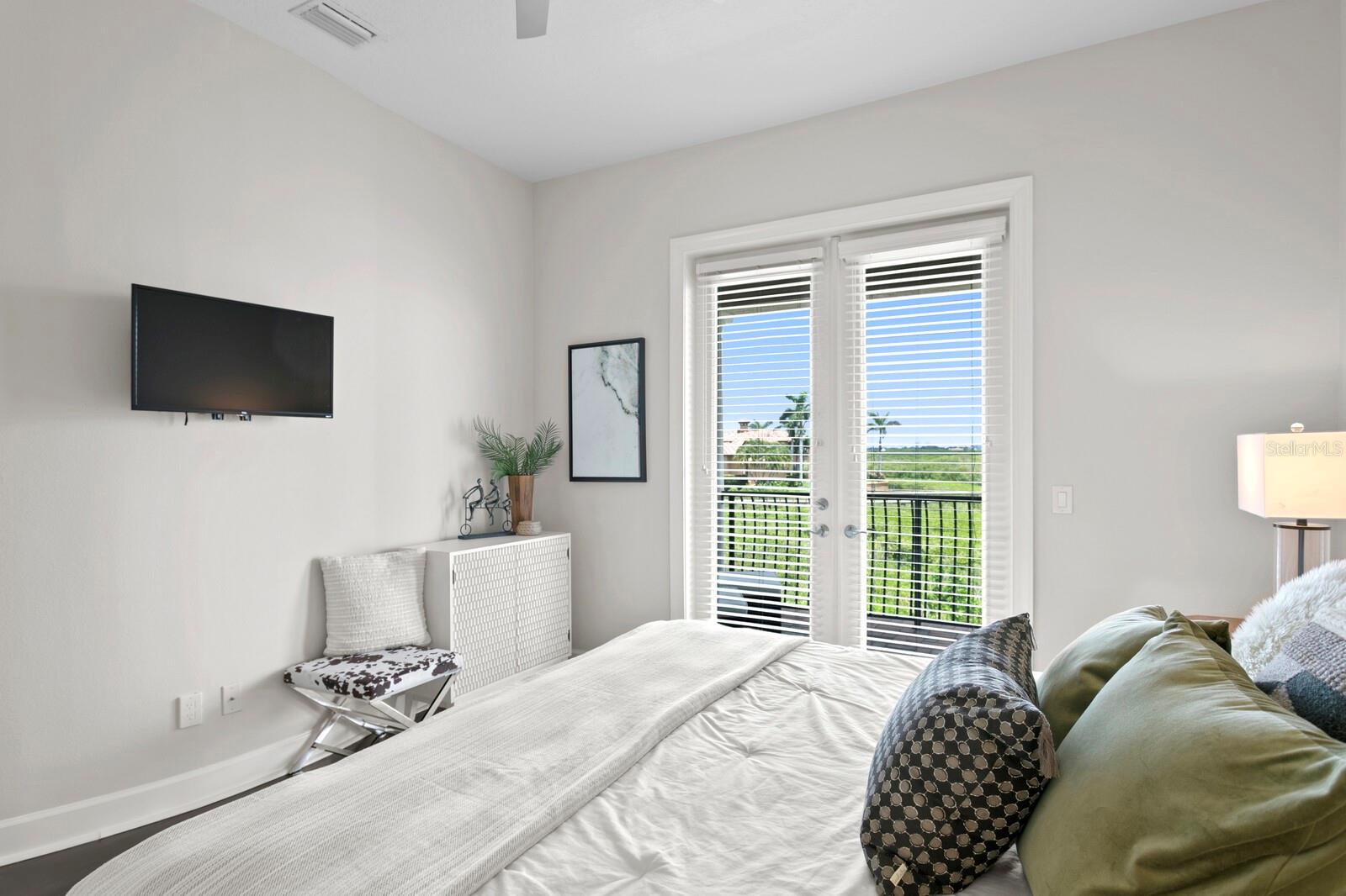 THE RESERVE OF OLD TAMPA BAY - Residential