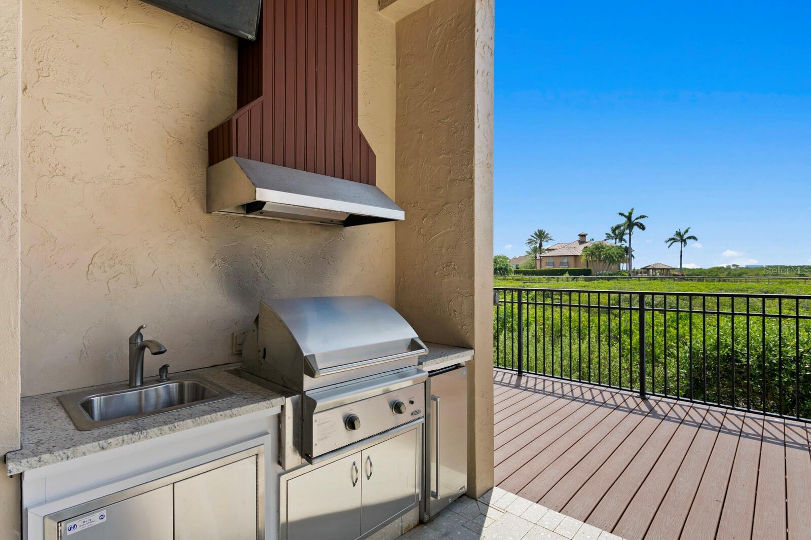 THE RESERVE OF OLD TAMPA BAY - Residential