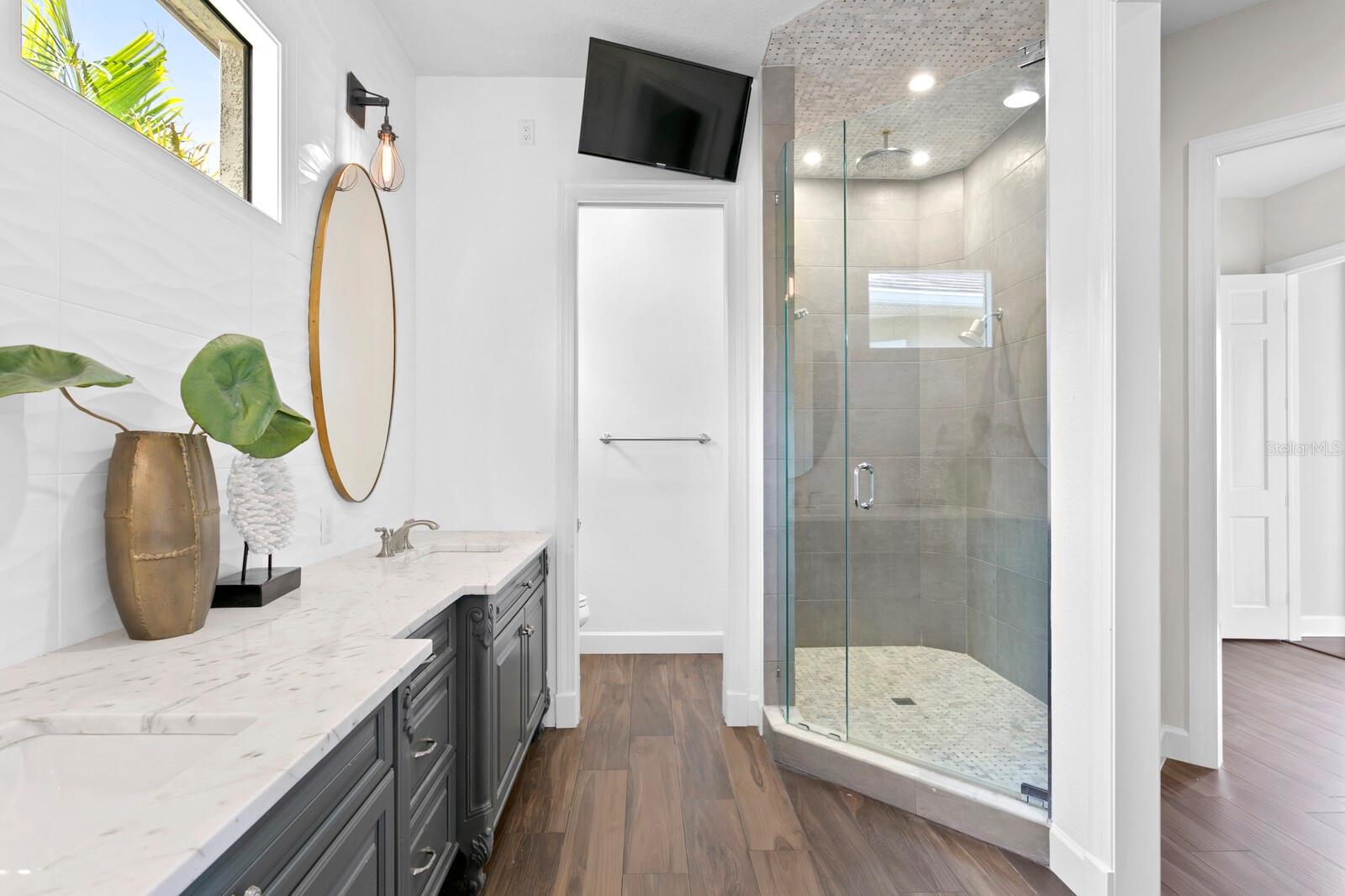 THE RESERVE OF OLD TAMPA BAY - Residential