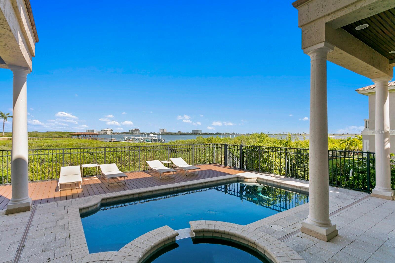 THE RESERVE OF OLD TAMPA BAY - Residential