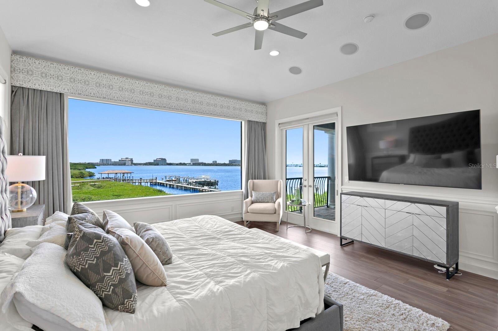 THE RESERVE OF OLD TAMPA BAY - Residential