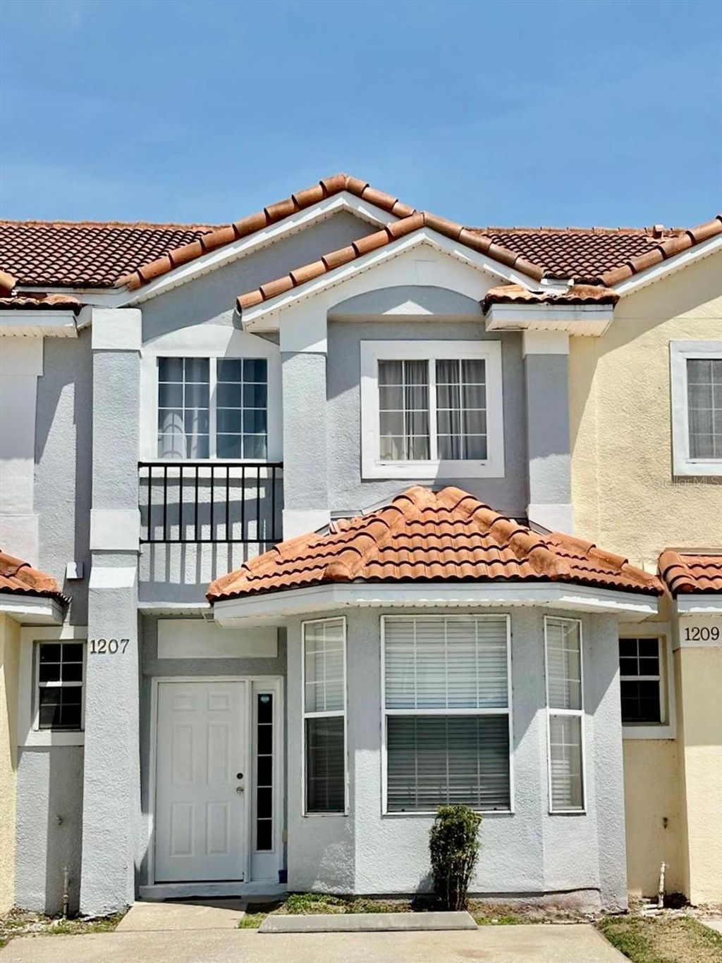 Photo of 1207 S Beach Circle, Kissimmee, FL 34746 (MLS # O6378463)