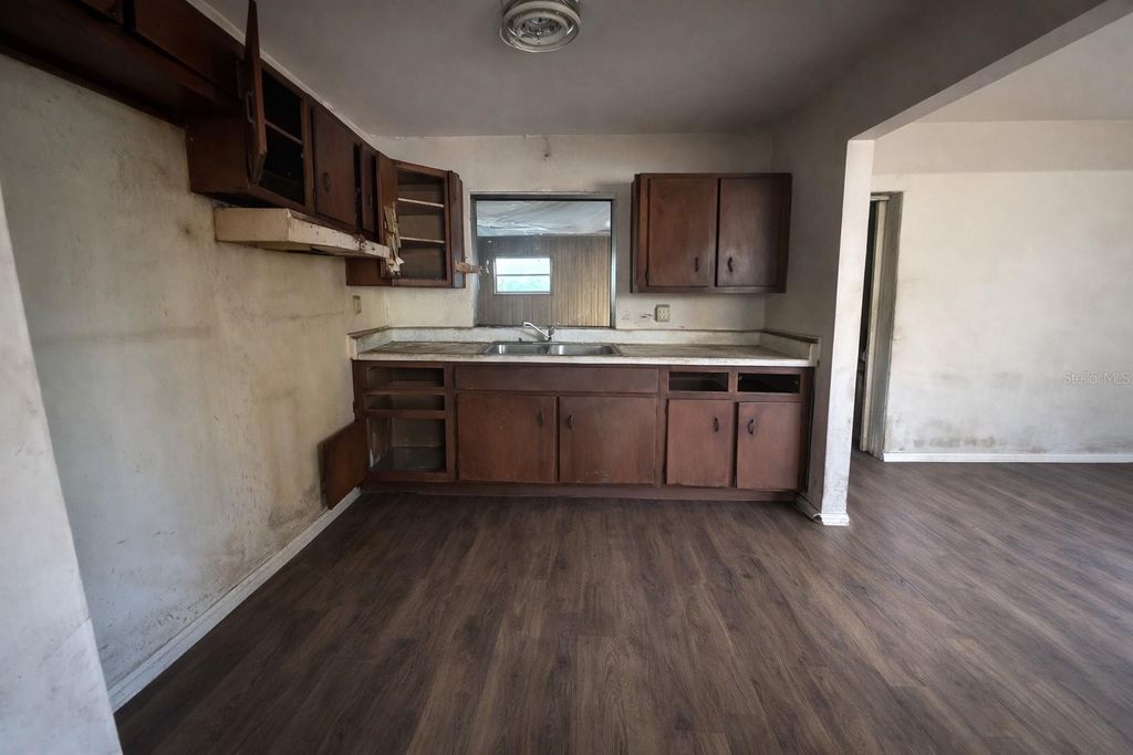 Photo of 10005 N 29th Street, Tampa, FL 33612 (MLS # TB8466990)