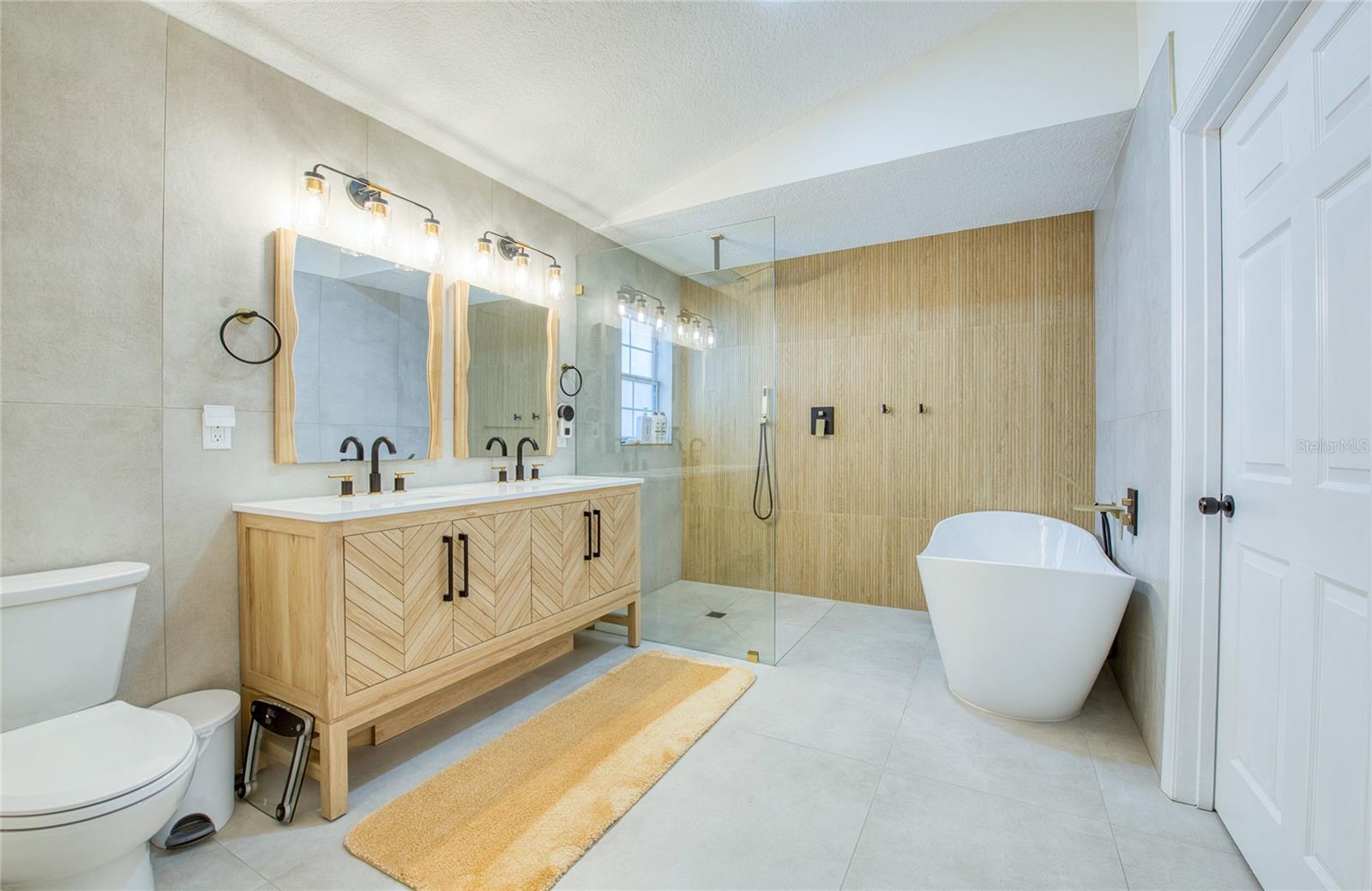 PASADENA PARK - Residential