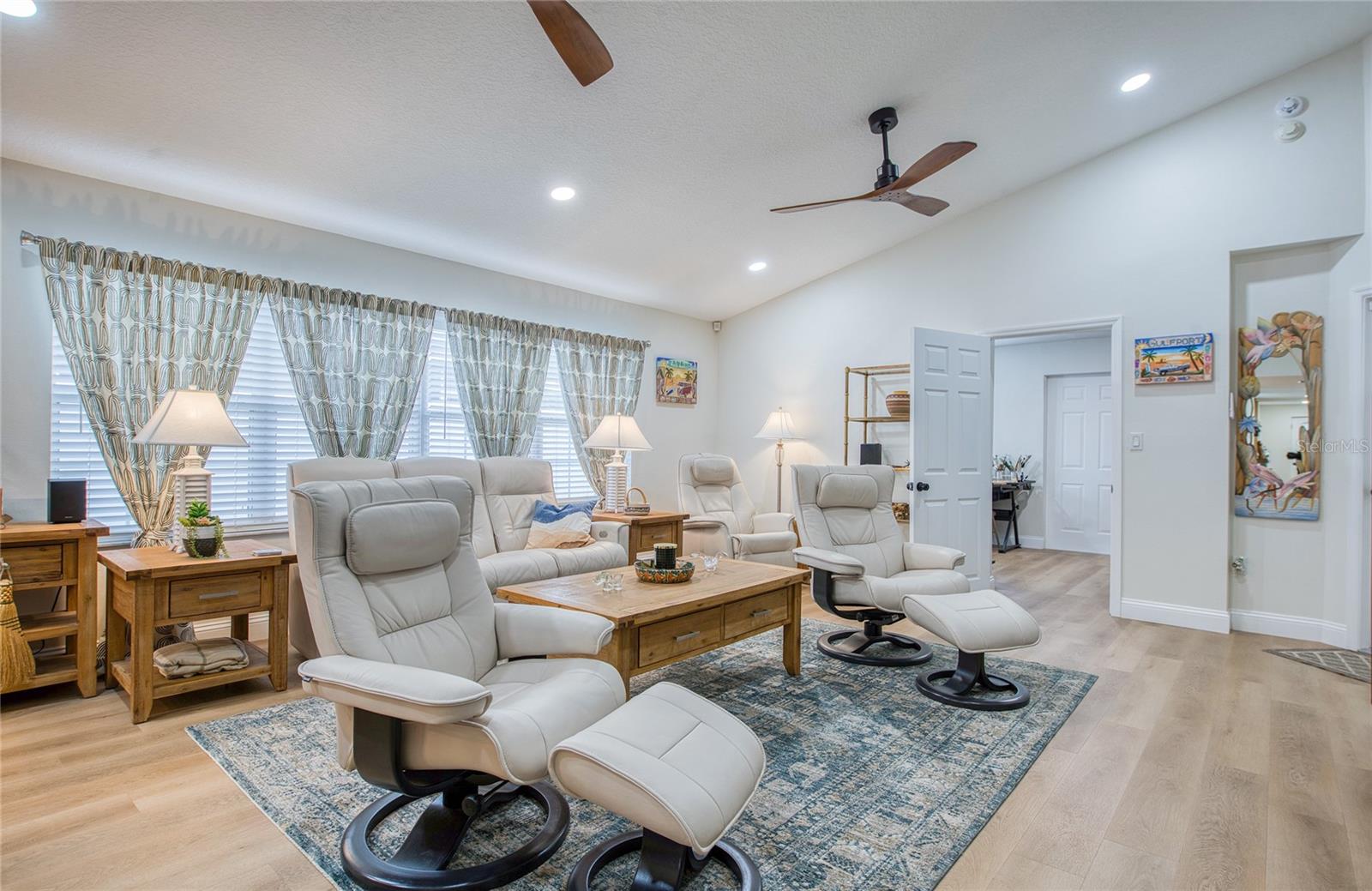 PASADENA PARK - Residential