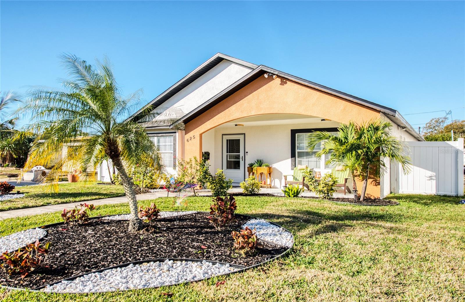 PASADENA PARK - Residential