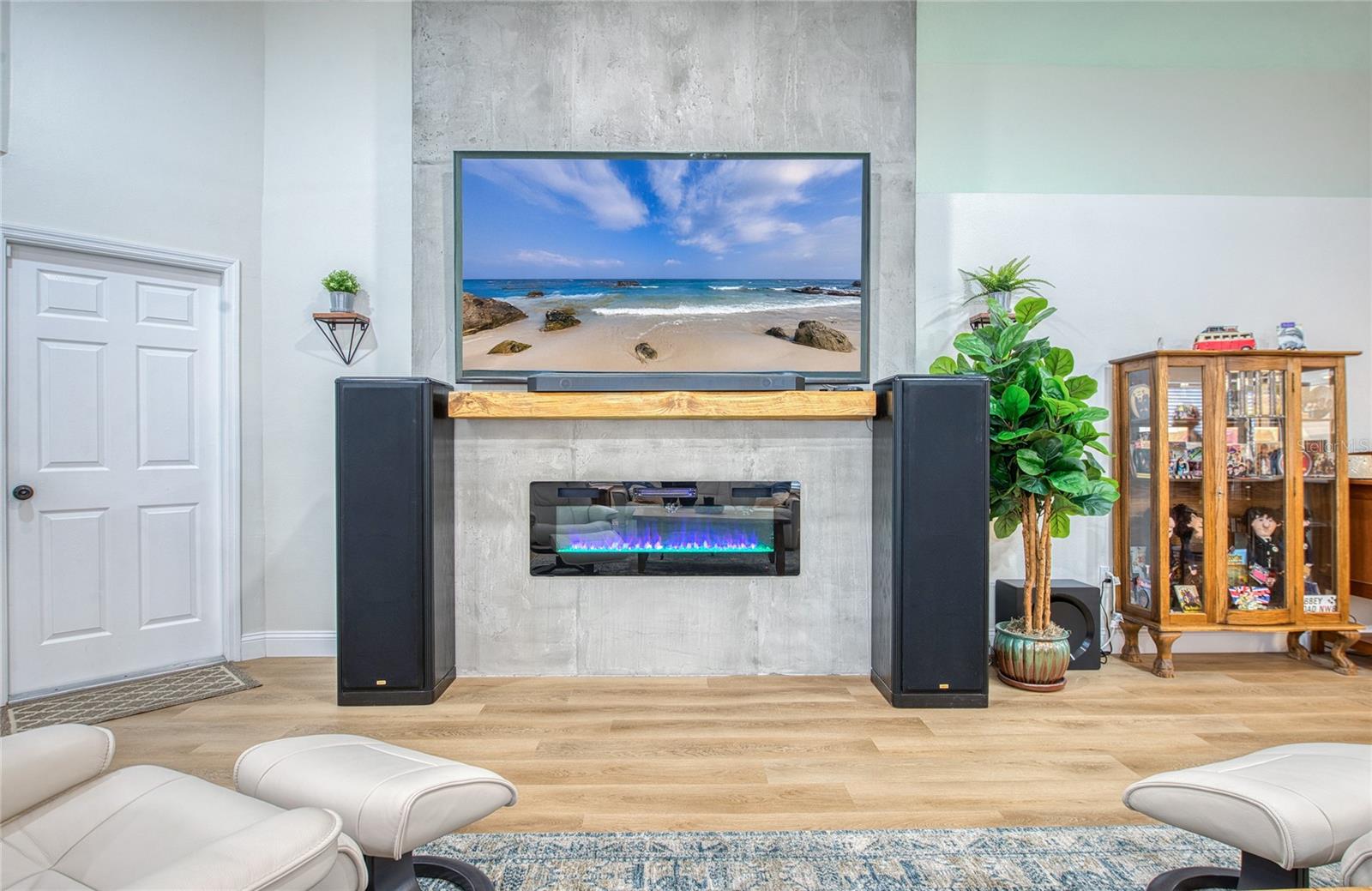 PASADENA PARK - Residential