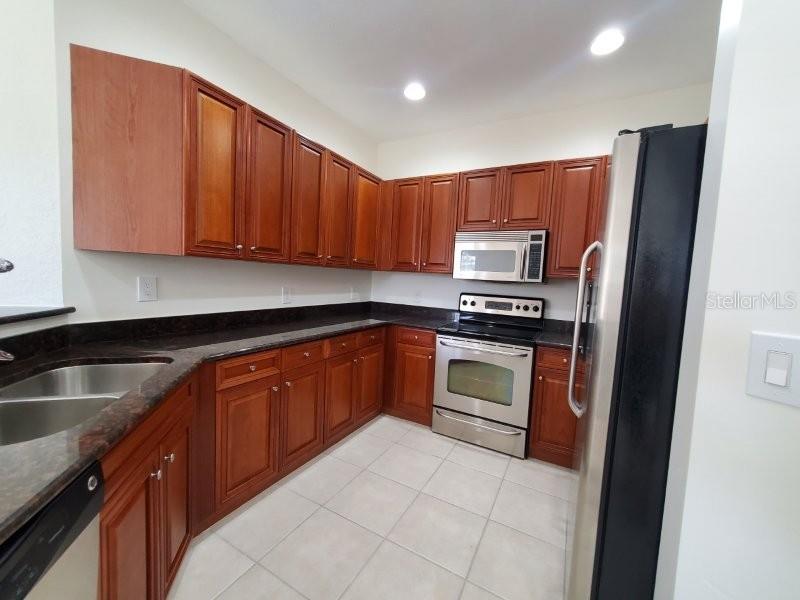 MAGDALENA GARDENS - Residential Lease