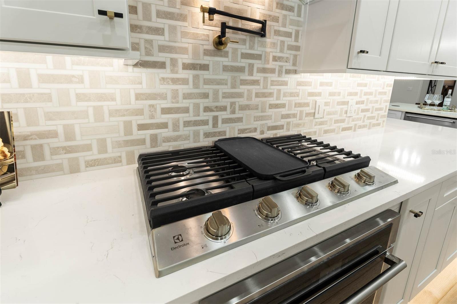 LUGANO TERRACE - Residential