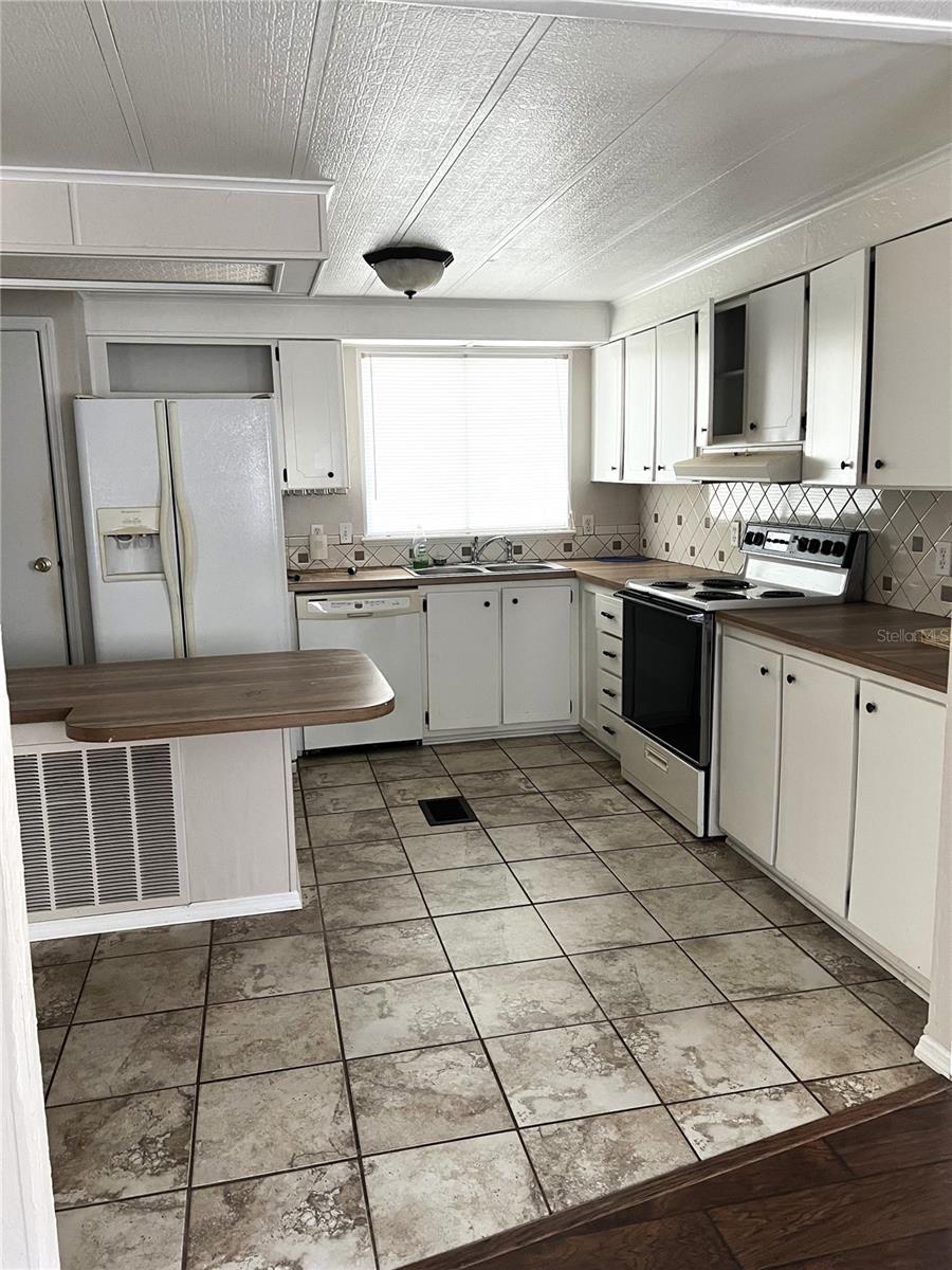 UNPLATTED - Residential