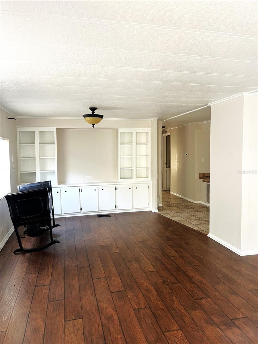 UNPLATTED - Residential