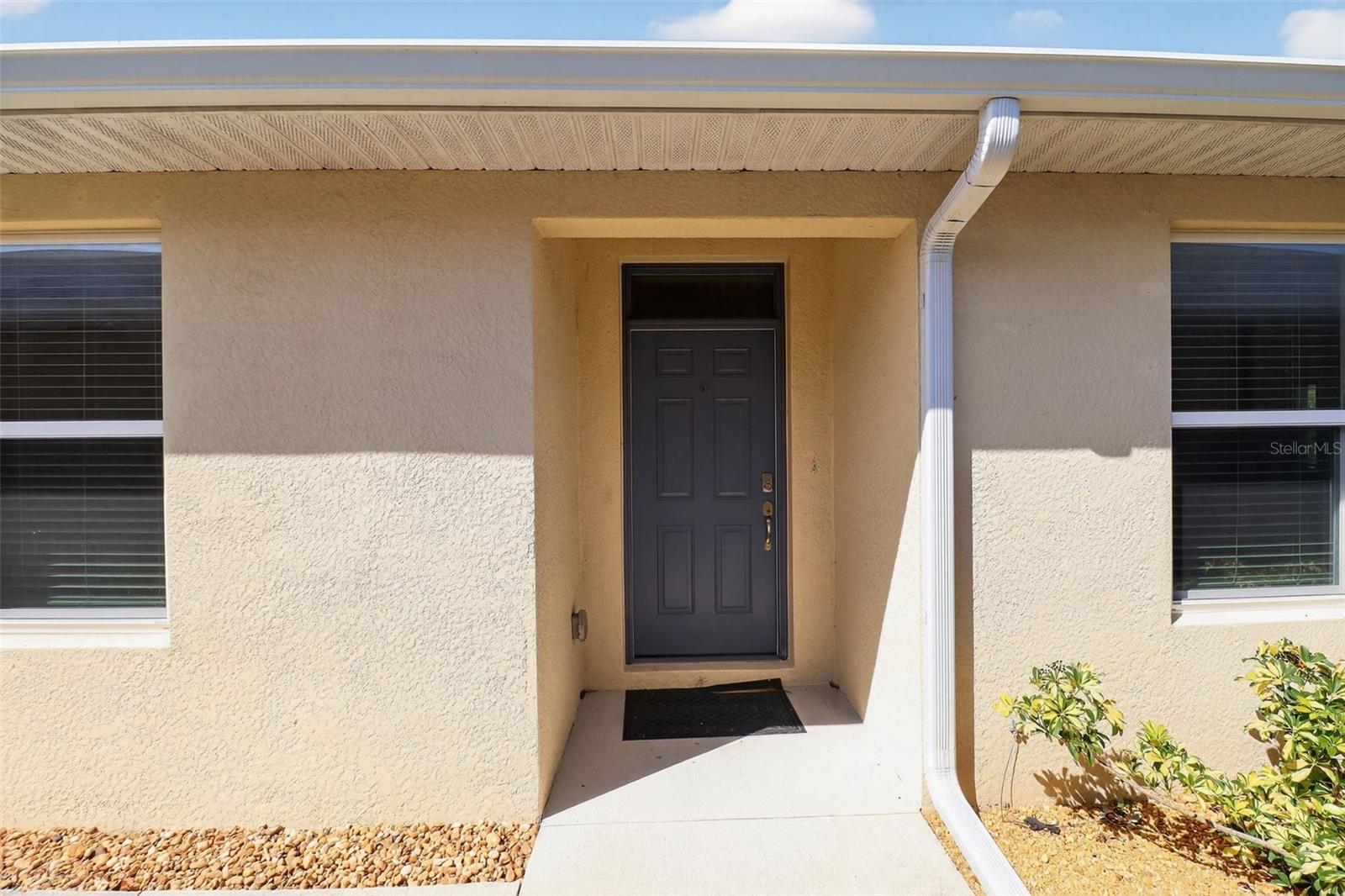 25152 E LENOX CIRCLE