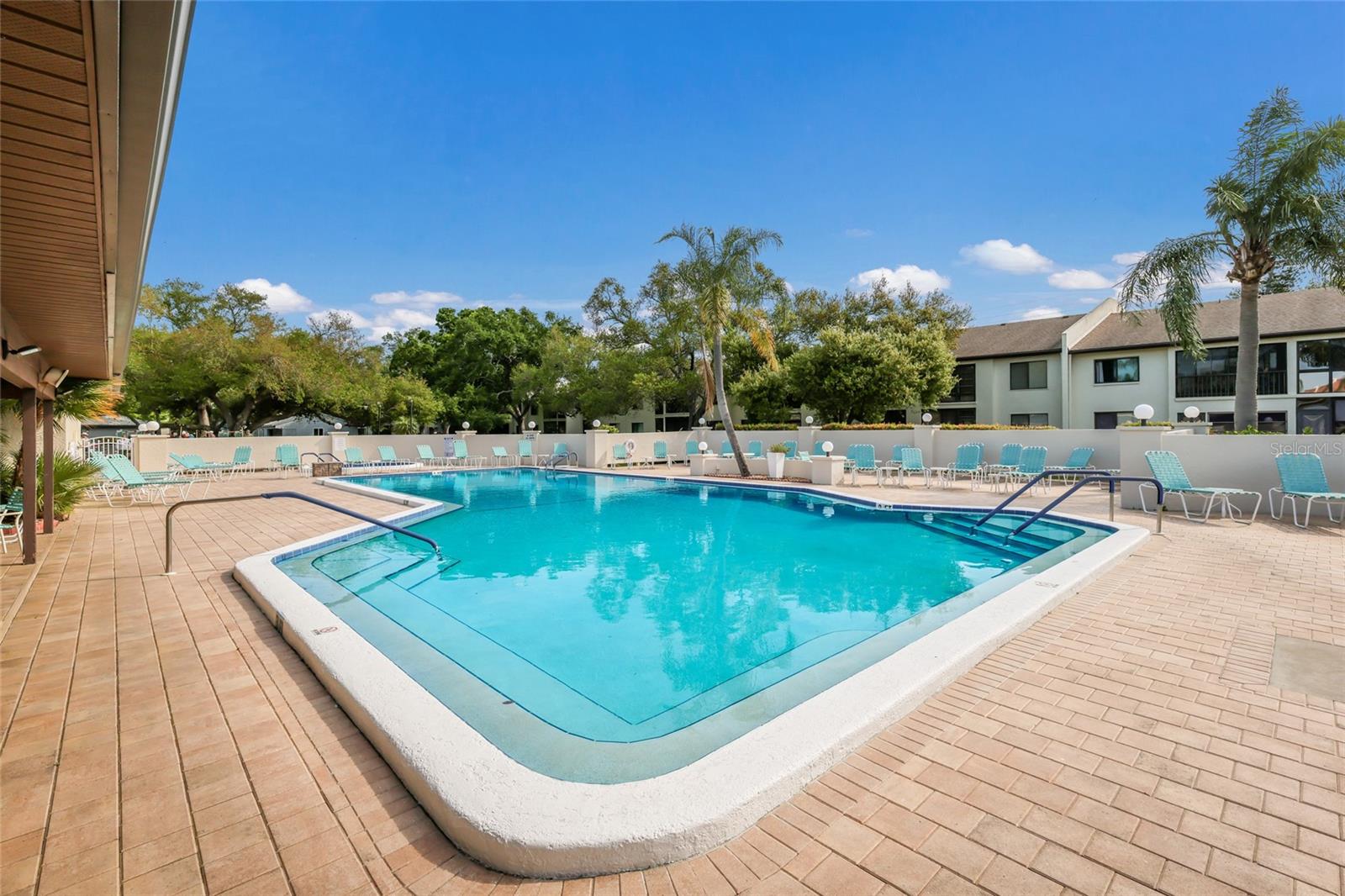 COUNTRY VILLAGE SEC 6 - Residential