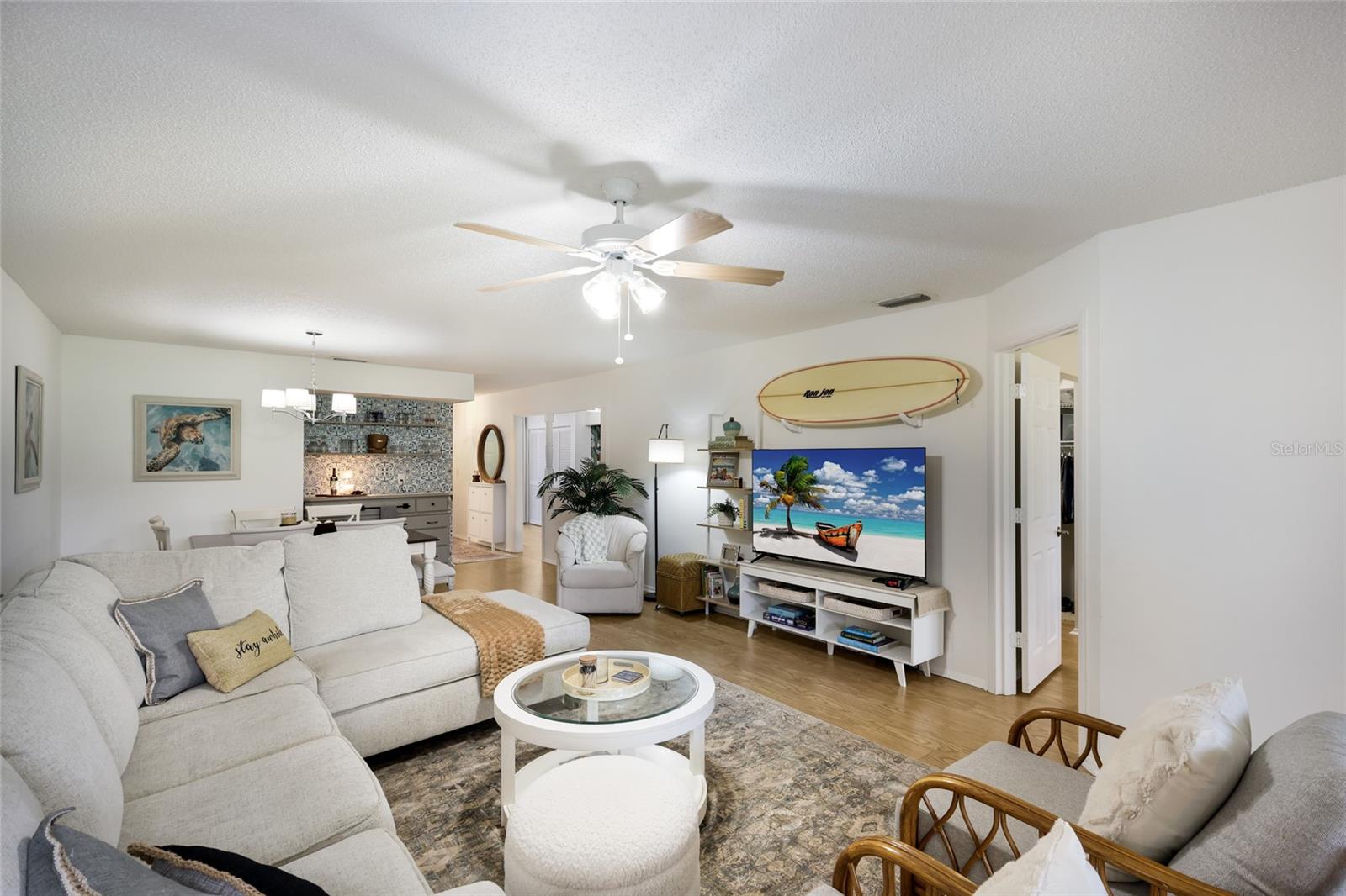 COUNTRY VILLAGE SEC 6 - Residential