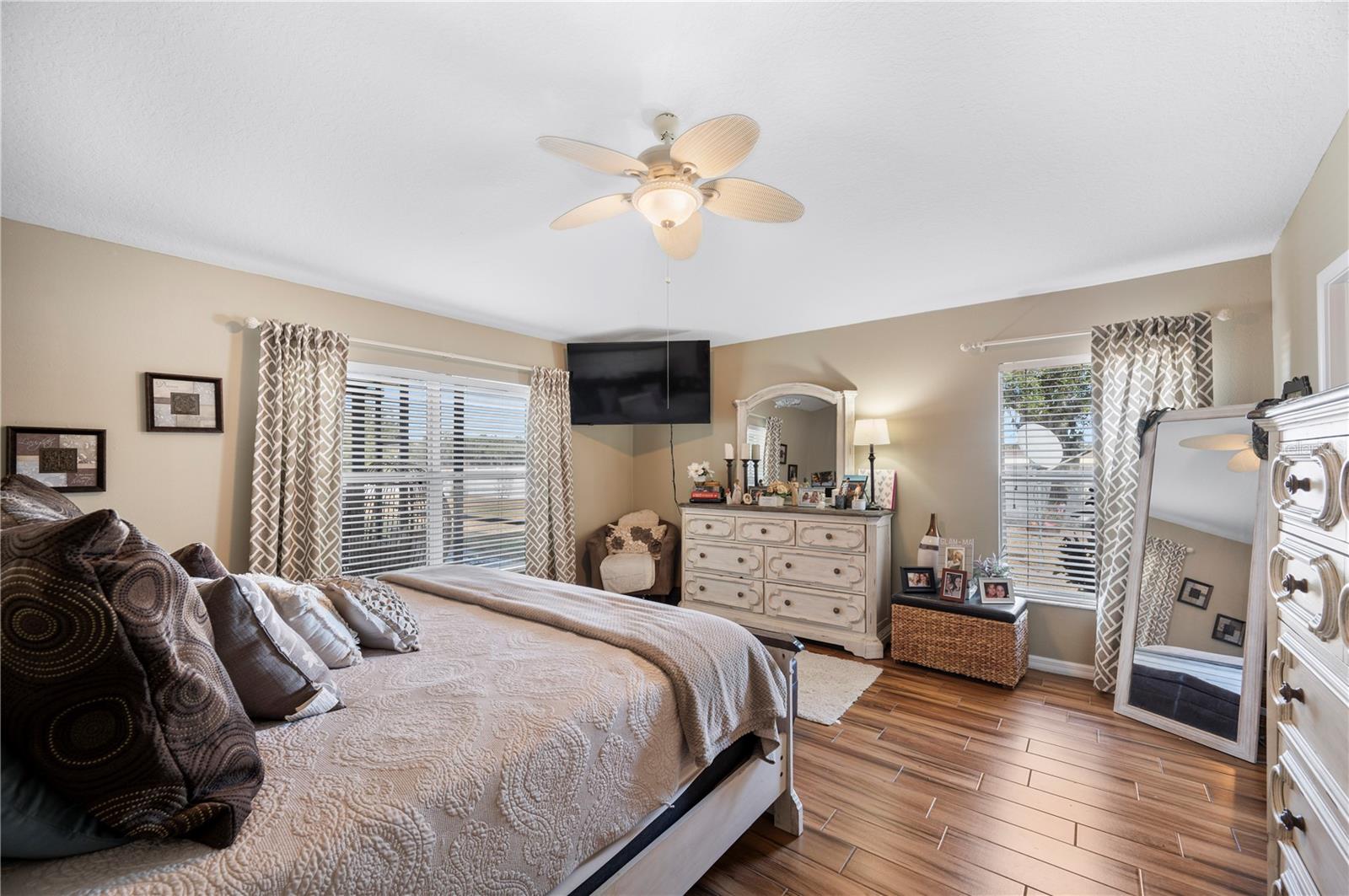 AVONDALE GROVES - Residential