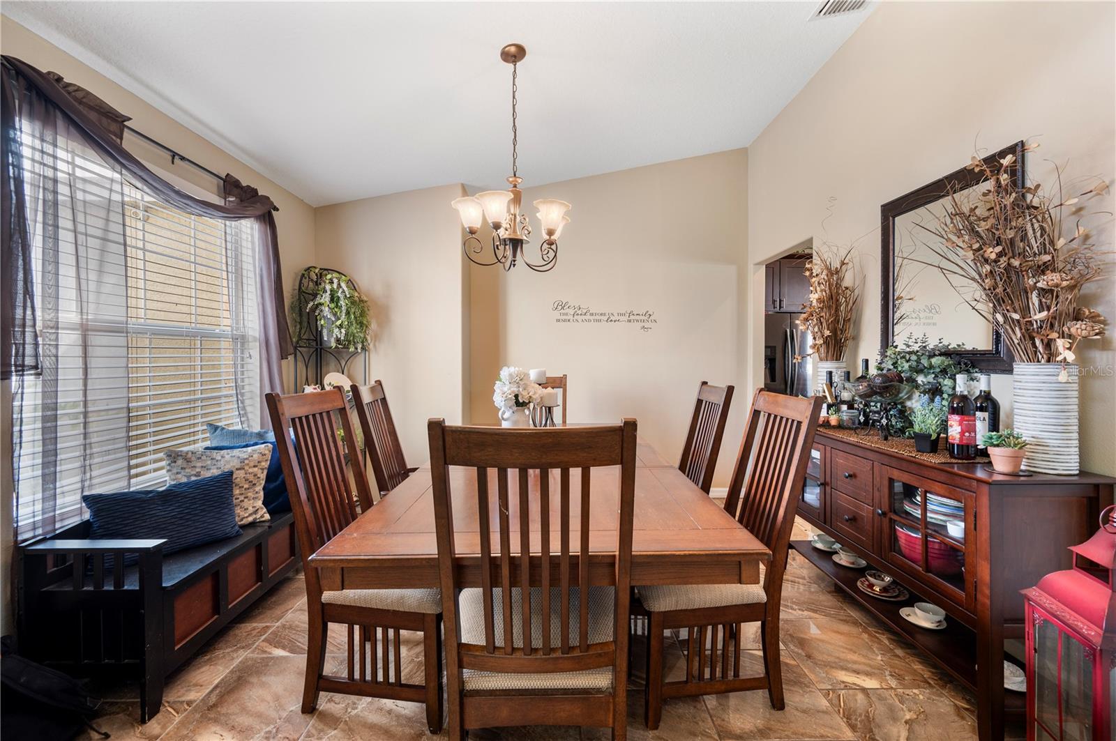 AVONDALE GROVES - Residential