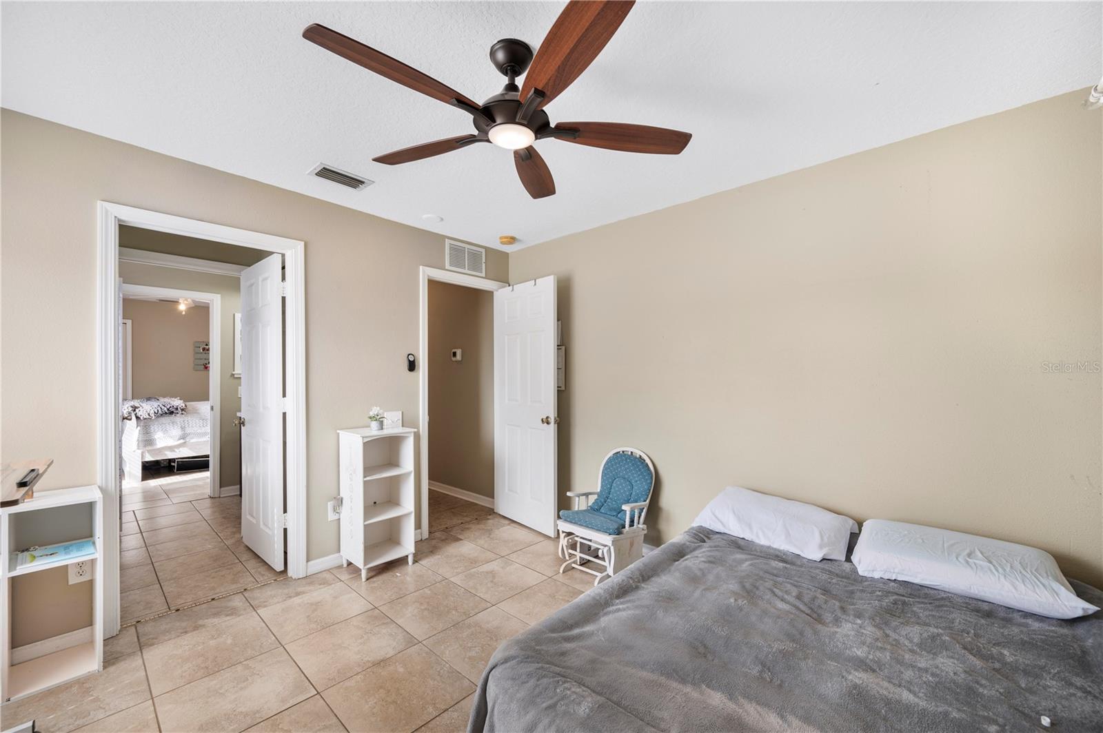 AVONDALE GROVES - Residential