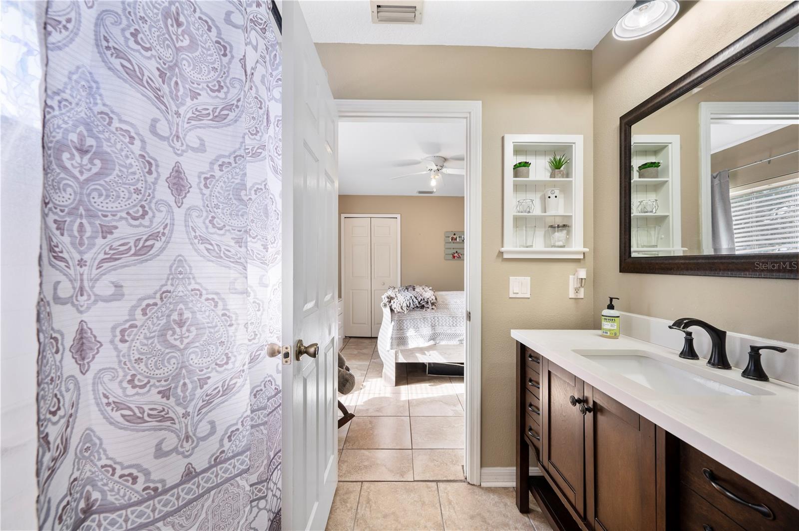 AVONDALE GROVES - Residential