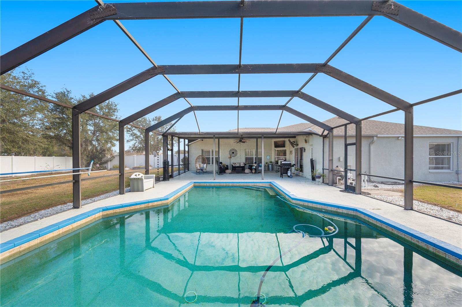 AVONDALE GROVES - Residential