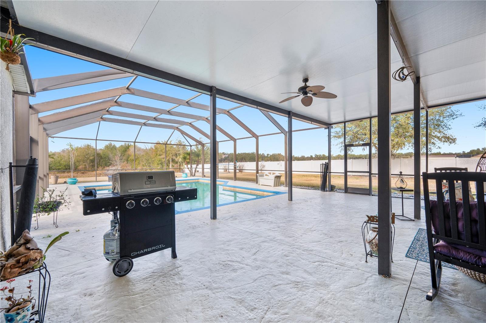 AVONDALE GROVES - Residential