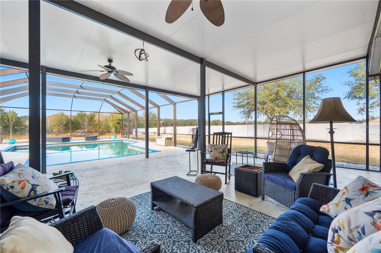 AVONDALE GROVES - Residential