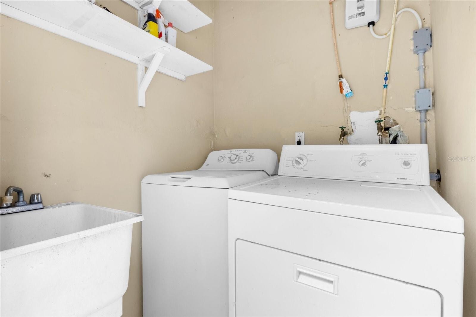 DELTONA LAKES UNIT 72 - Residential