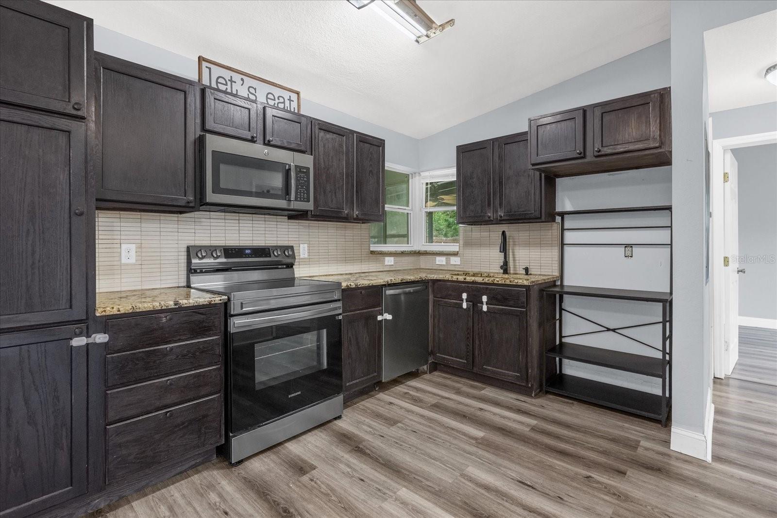 DELTONA LAKES UNIT 72 - Residential