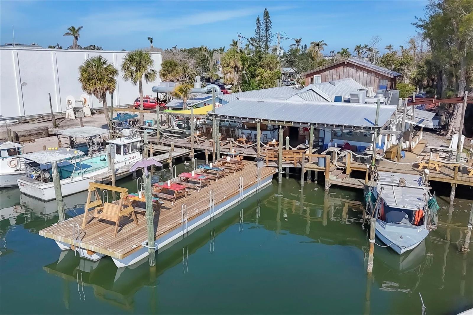 CORAL SHORES EAST - Residential