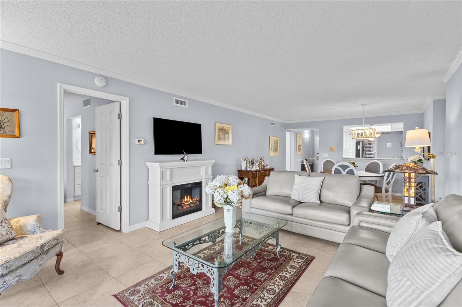 6211 TIMBER LAKE DRIVE B1