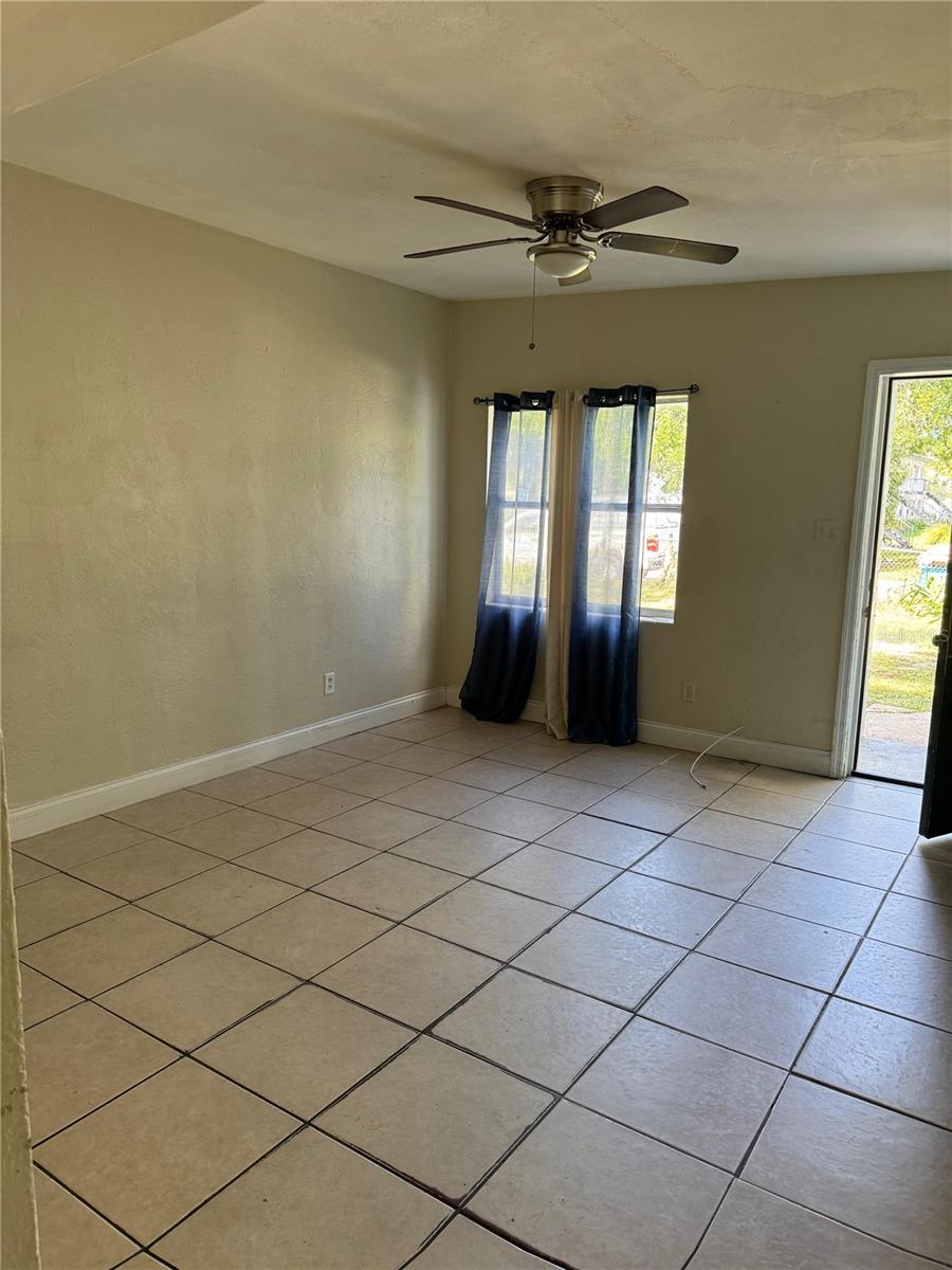 Photo of 525 Sunset Drive, Orlando, FL 32805 (MLS # O6441764)