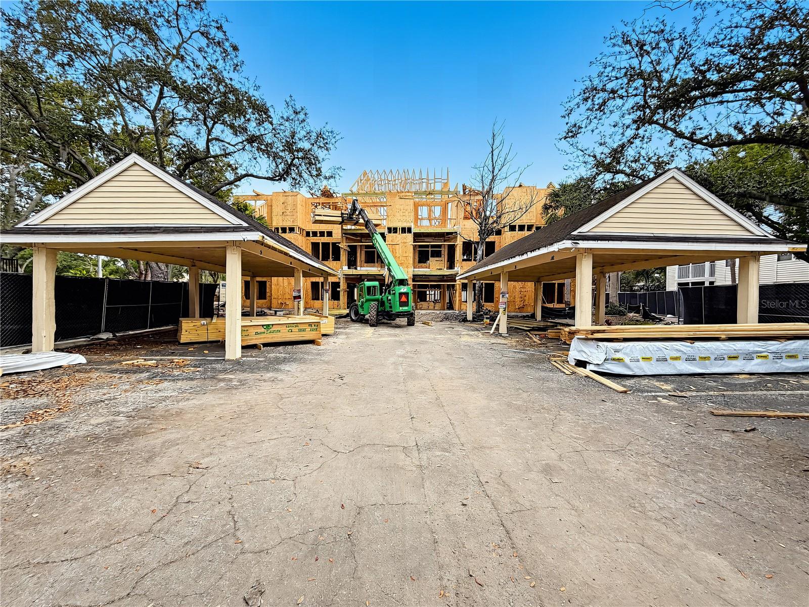 3313 HAVILAND COURT 102