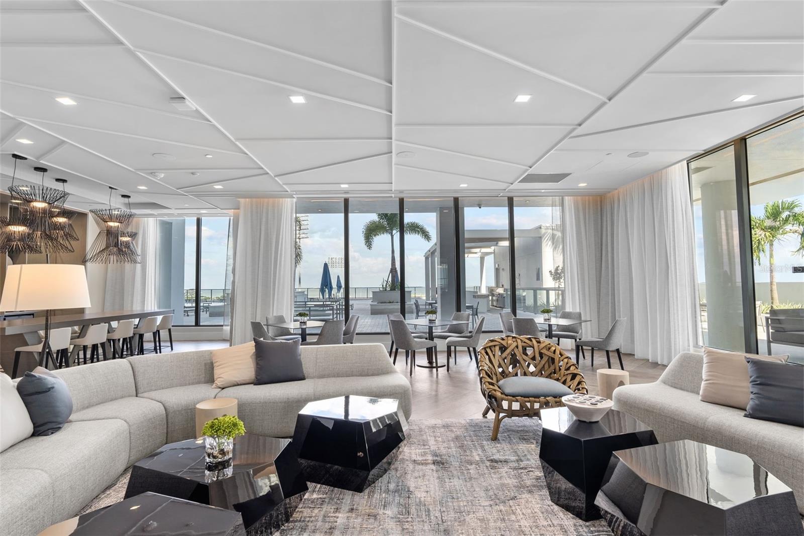 SALTAIRE ST PETERSBURG - Residential