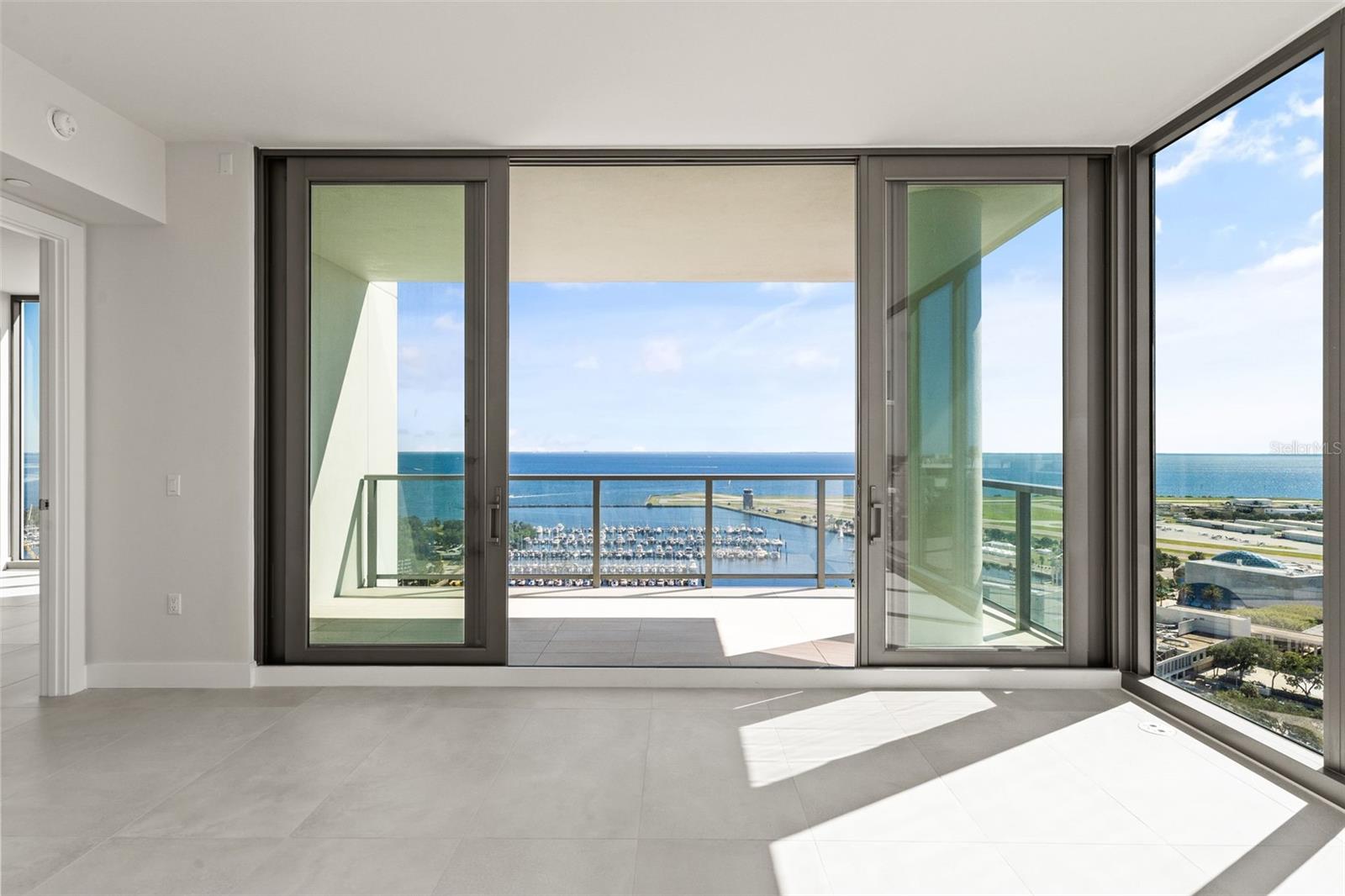 SALTAIRE ST PETERSBURG - Residential