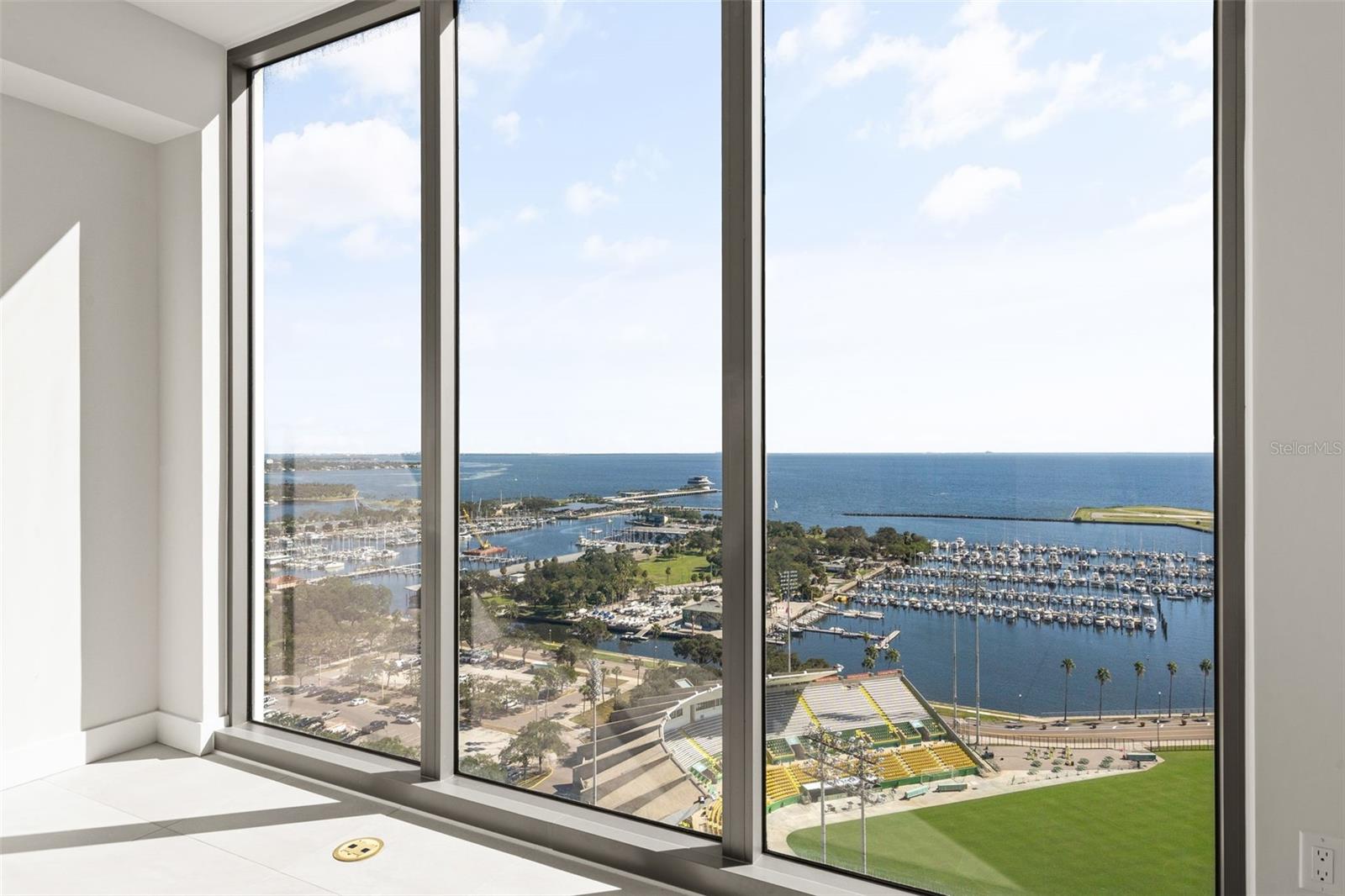 SALTAIRE ST PETERSBURG - Residential