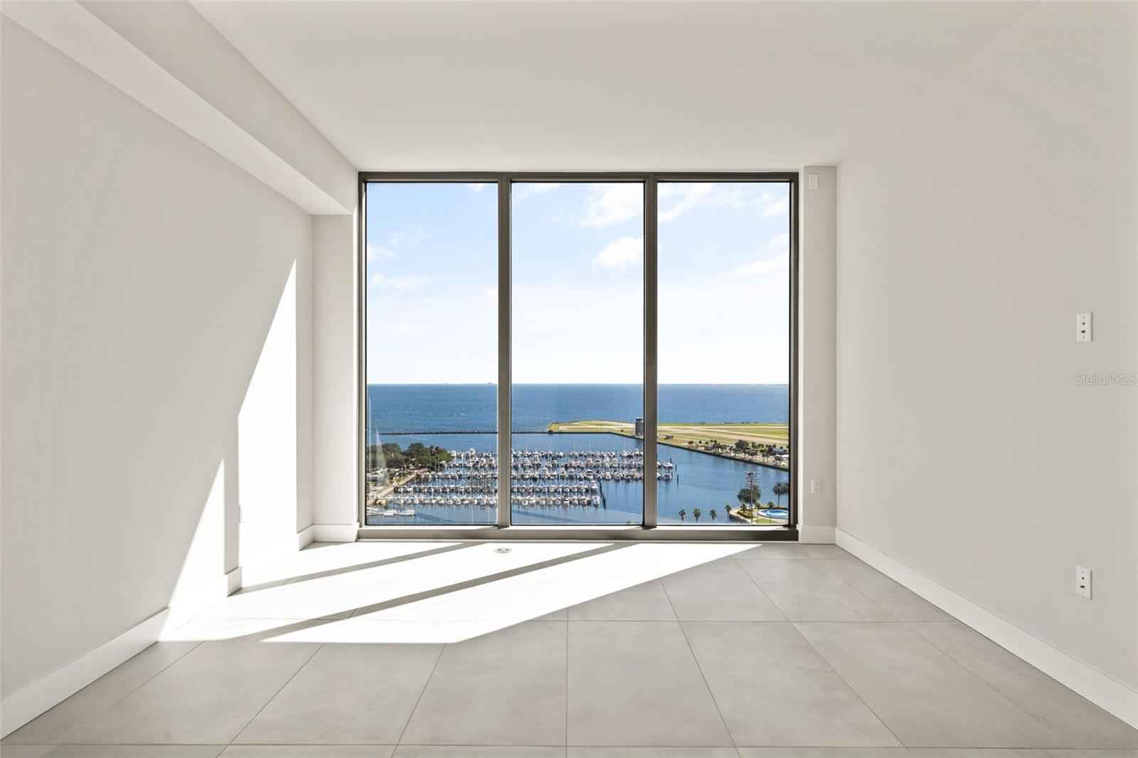 SALTAIRE ST PETERSBURG - Residential